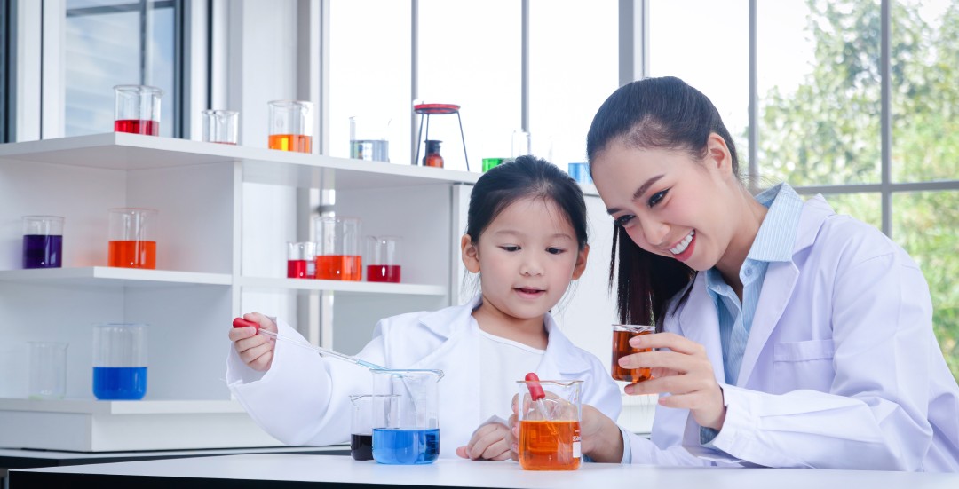 【2026夏令營】生物化學營-動手做實驗，觀察生活裡的科學